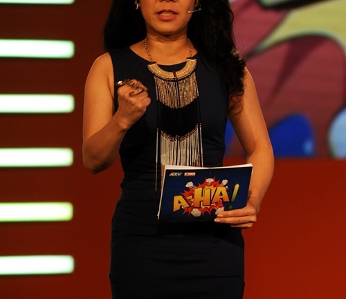 Việt Hương lần đầu làm MC gameshow mới